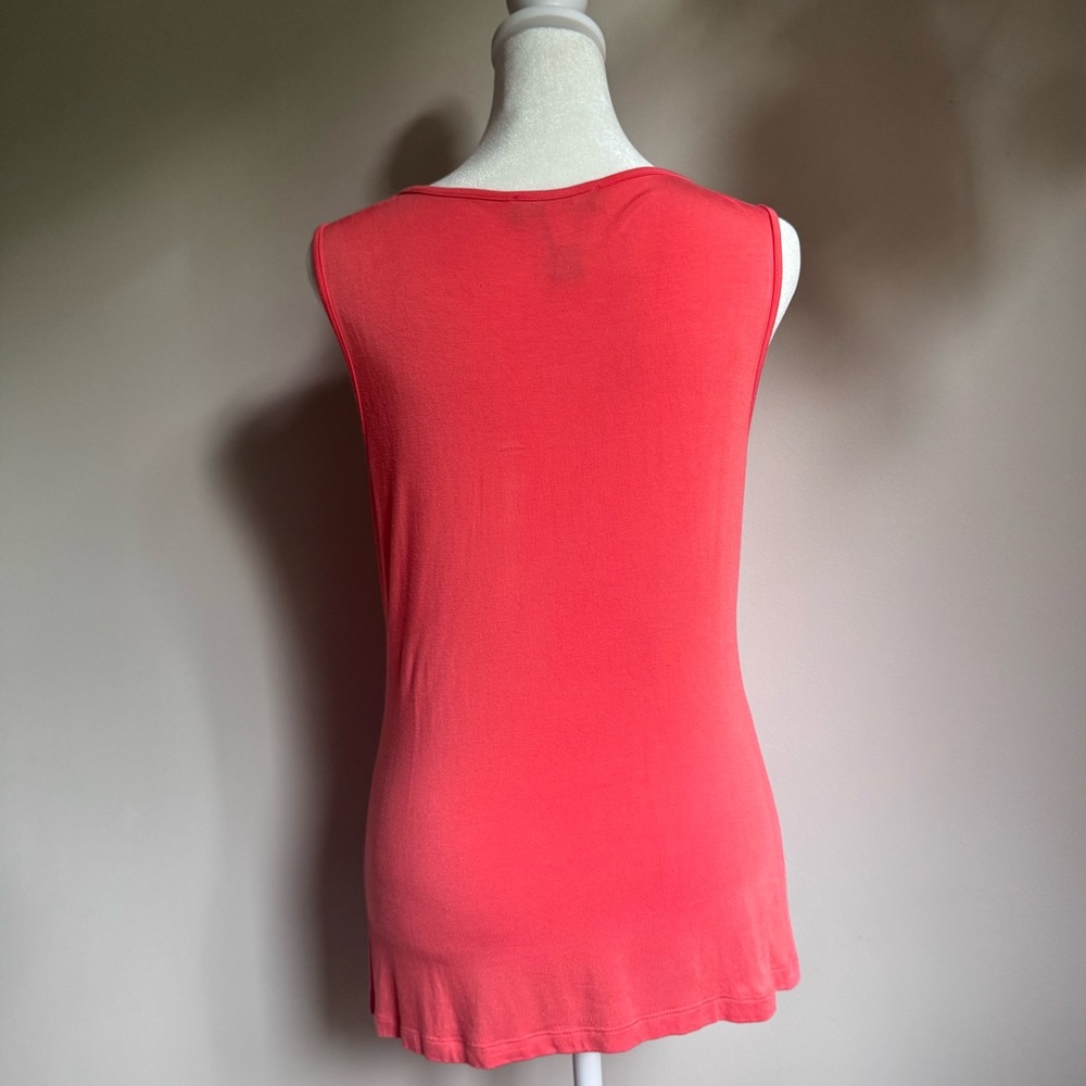 Cable & Gauge Coral Ruched Women’s Sleeveless Tank Top - Picture 2 of 5
